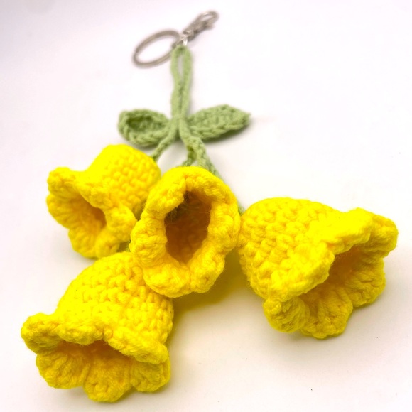 HANDMADE | Yellow Crochet Bouquet | Bag Charm | Keychain (Brand New!) 💘 - Picture 1 of 7